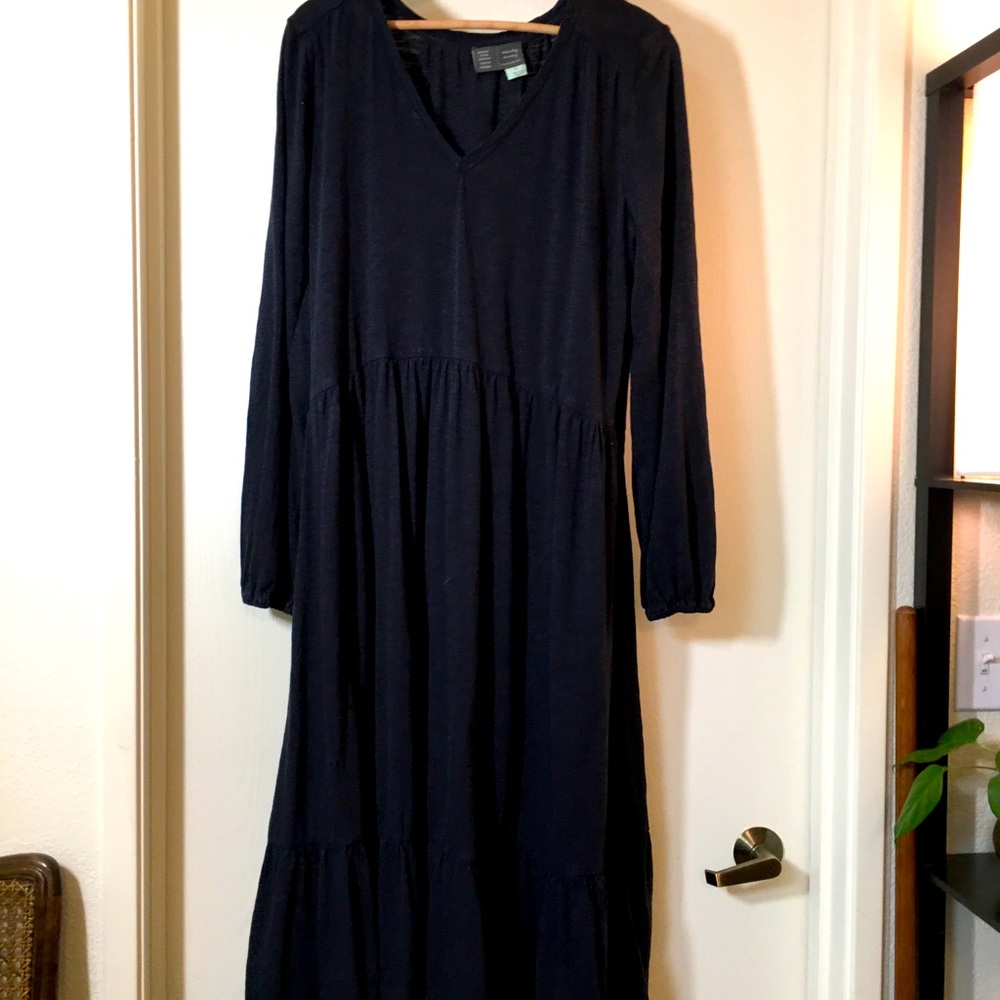 Cozy cotton knit from Anthropologie. Long sleeved, v neck and handsome ruffle.